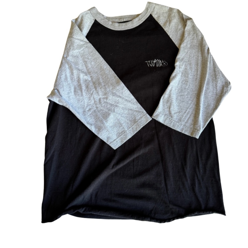 Kids Black and Gray Raglan Shirt Teaspoon